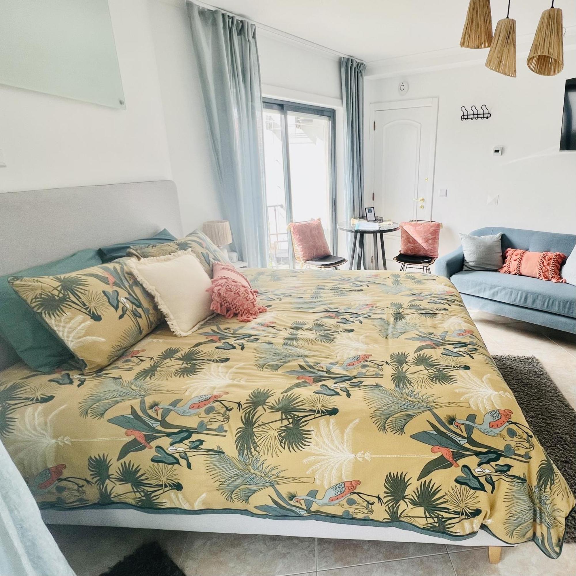 Nazare Oasis Suites Exteriör bild